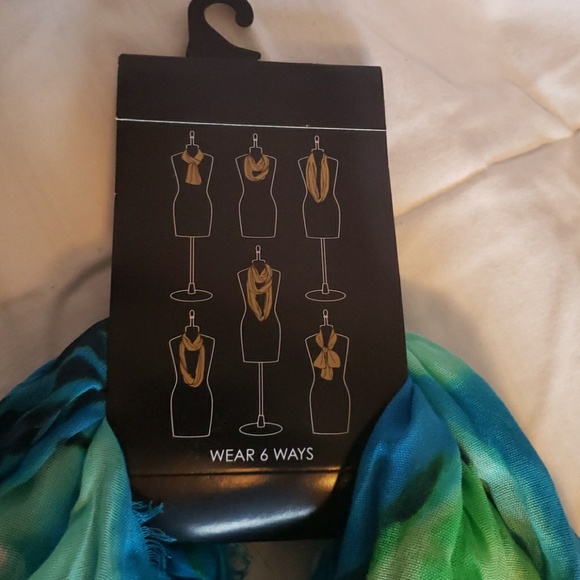 Infinity Scarf - Picture 2 of 3